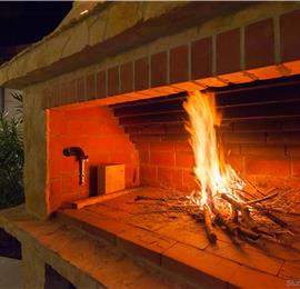 5 bedroom villa with heated infinity pool and sea views near Milna, Brac Island, sleeps 10